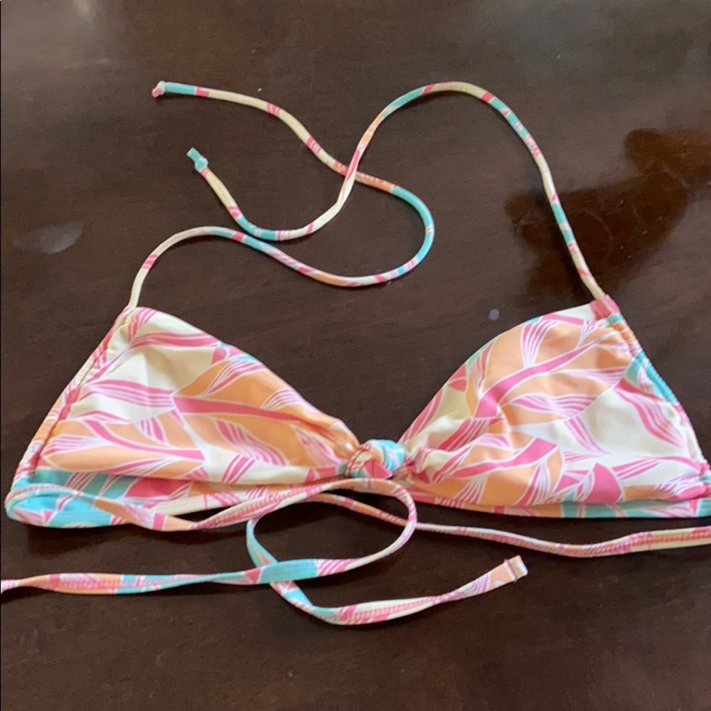 Roxy floral bikini top